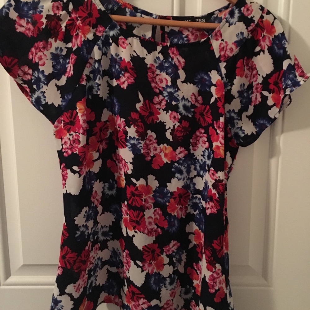 Express XS red and blue flowered blouse